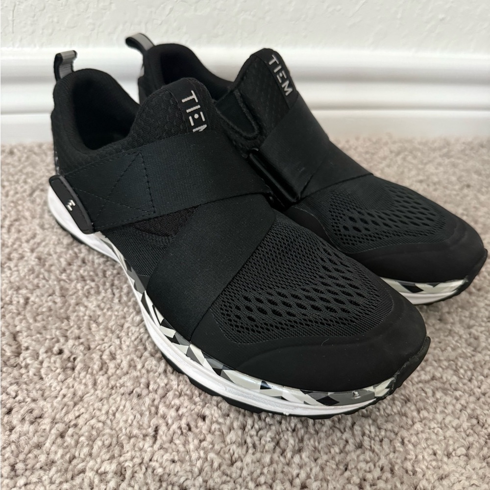 Tiem Slipstream Shoes Women's 7.5 Black White Indoor Athletic Cycling Sneakers